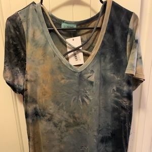 Tie-Dye Cut-Out Shirt; Size 2XL